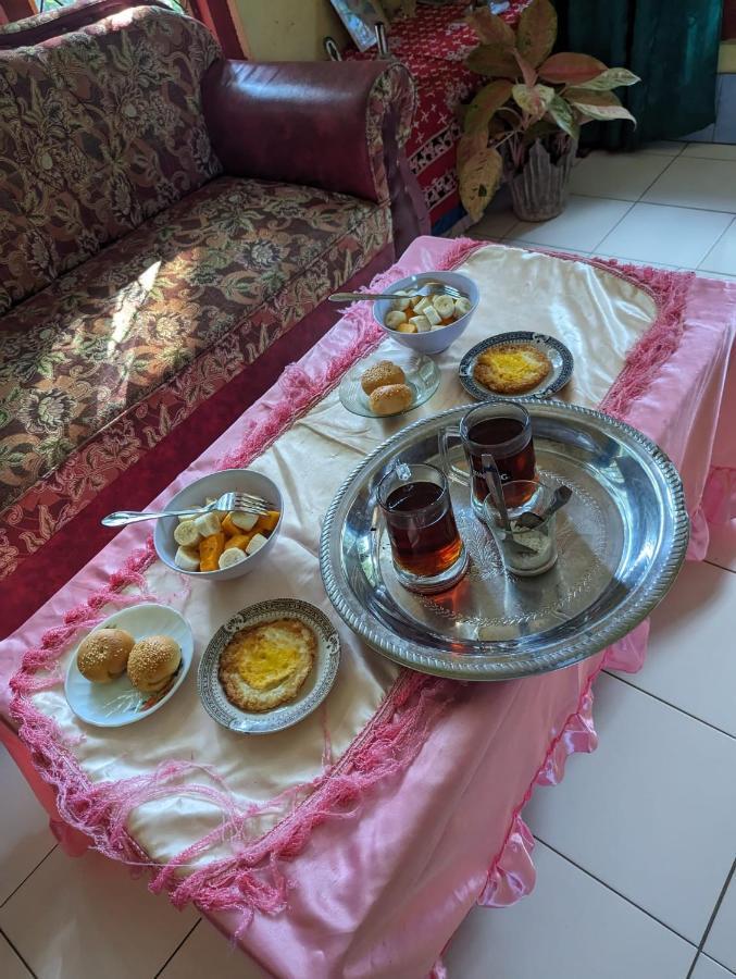 Agus Family Homestay Labuan Bajo Extérieur photo