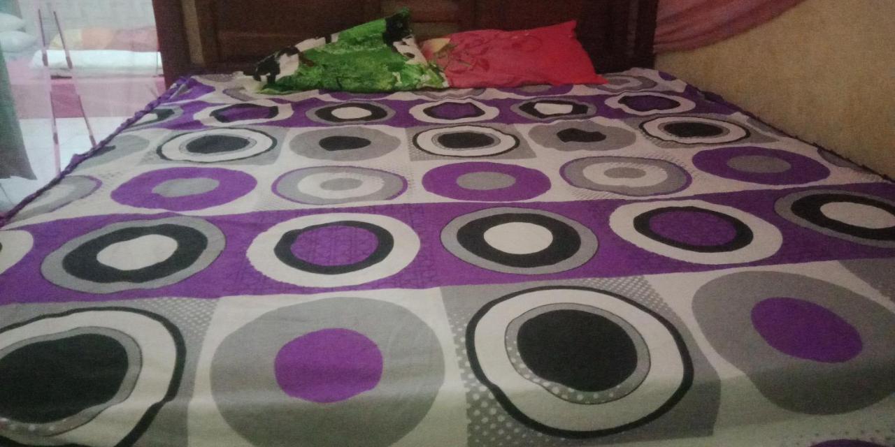 Agus Family Homestay Labuan Bajo Extérieur photo